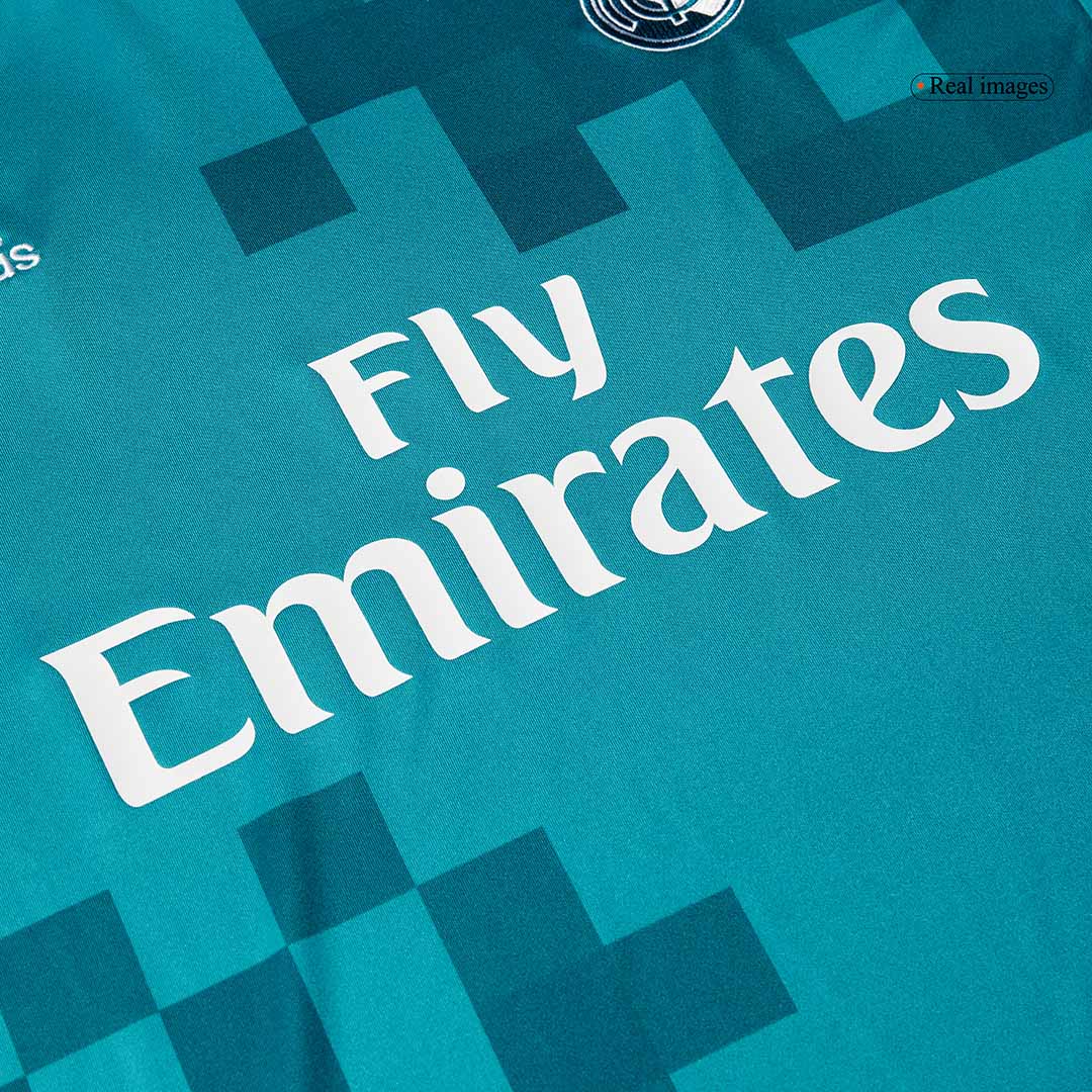 Retro 2017/18 Real Madrid Segunda Equipación