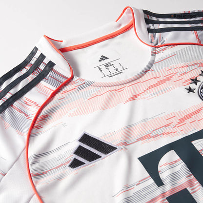 Camiseta UPAMECANO #2 Bayern Munich 2025/26 Segunda Equipación - Versión Hincha