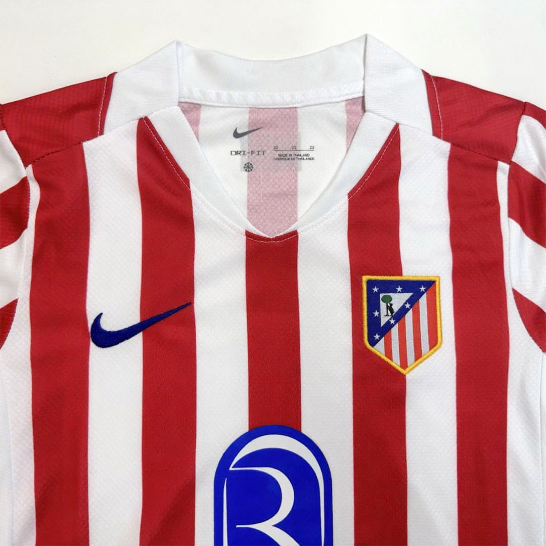 Miniconjunto Atlético de Madrid 2025/26 Primera Equipación Niño (Camiseta + Pantalón Corto)-Camisetas Pasion Shop